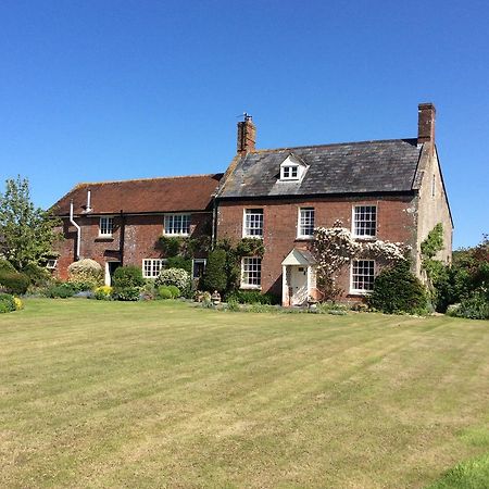 Moors Farmhouse Bed & Breakfast East Knoyle Exterior photo